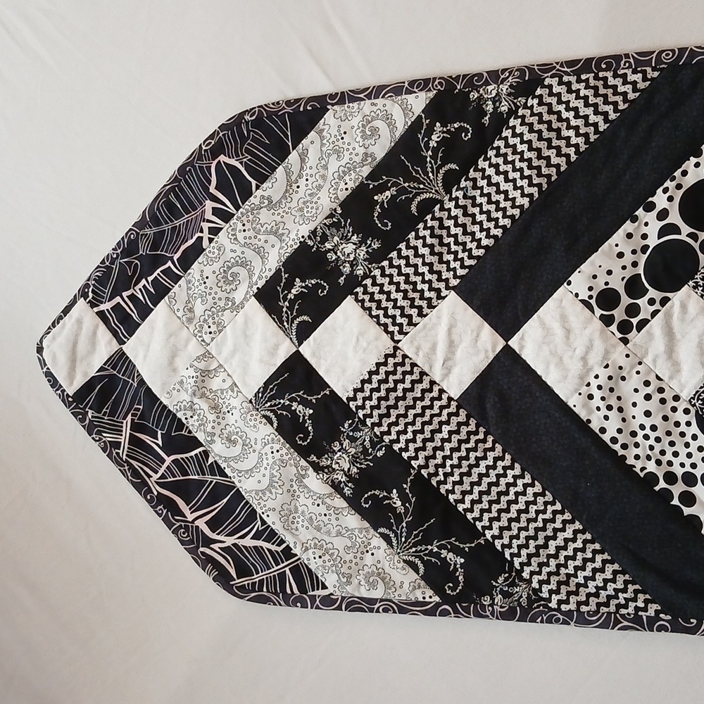 Handmade Table Runner - Picture 6 of 11